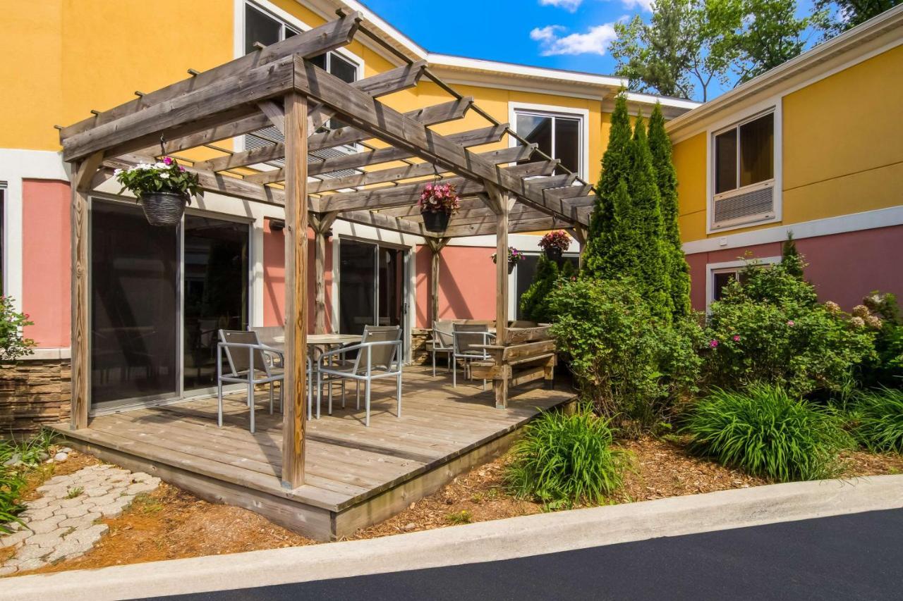 Best Western Plus Traverse City Eksteriør bilde