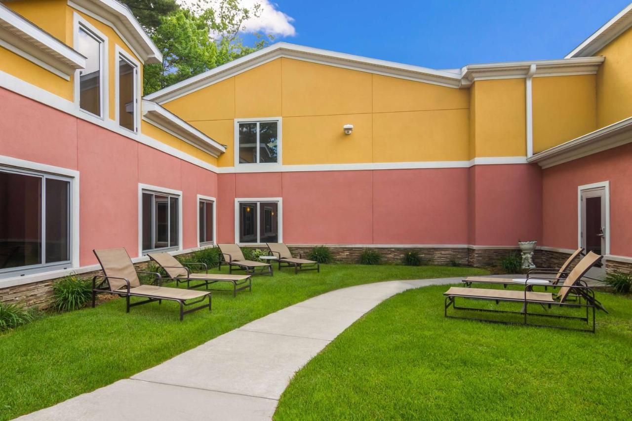 Best Western Plus Traverse City Eksteriør bilde