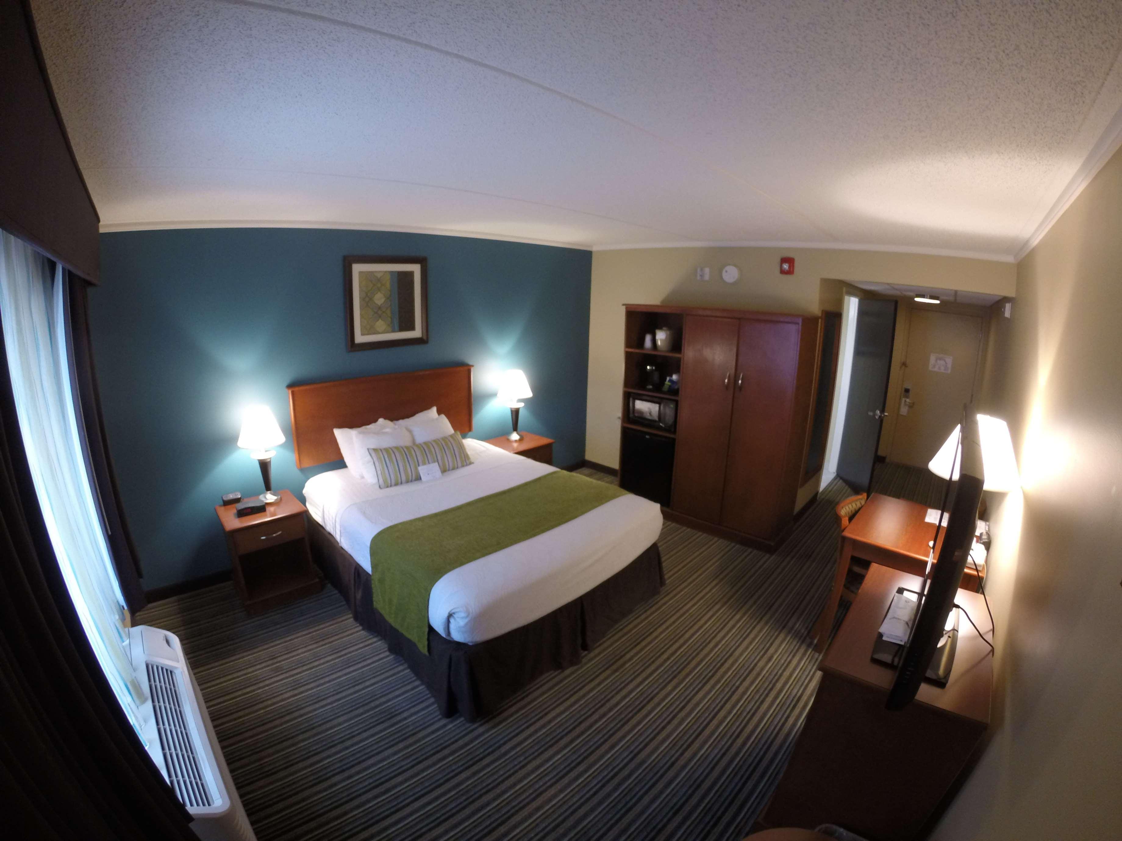 Best Western Plus Traverse City Eksteriør bilde